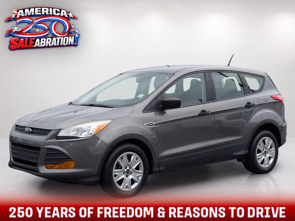 2014 Ford Escape S's photo