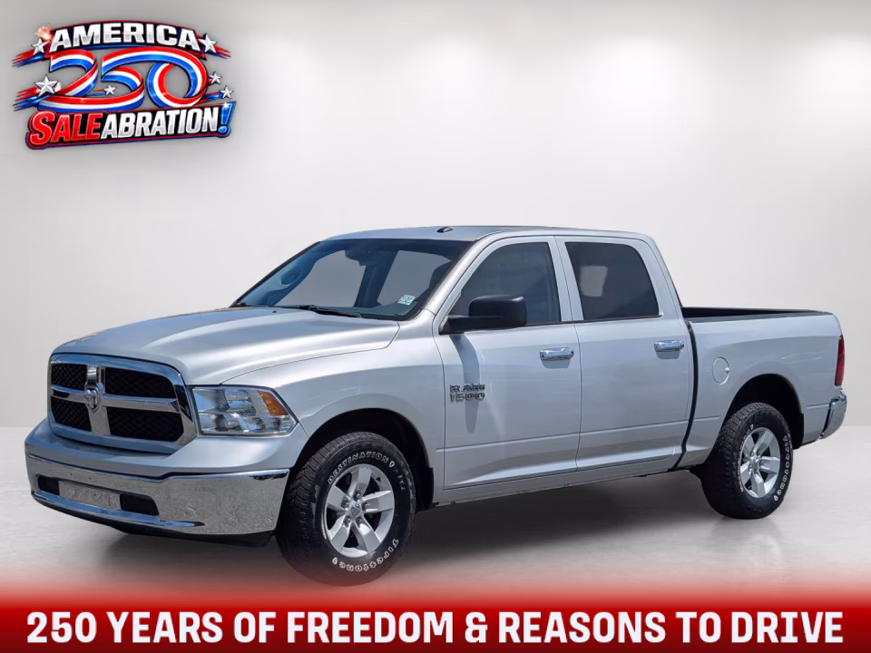 2018 RAM 1500 Tradesman Crew Cab 5'7's photo