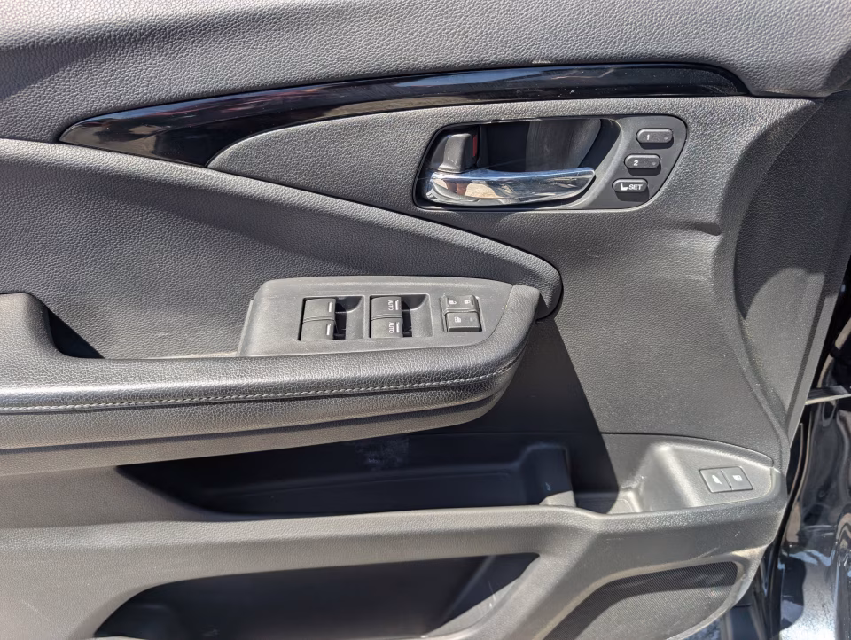 2017 Honda Pilot Elite - Photo 9