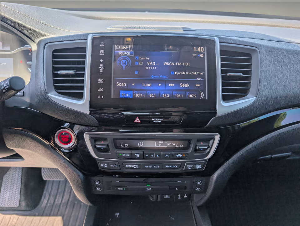 2017 Honda Pilot Elite - Photo 15