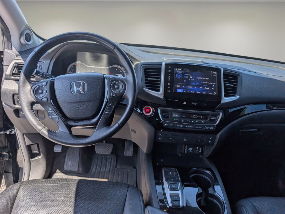 2017 Honda Pilot Elite - Photo 13