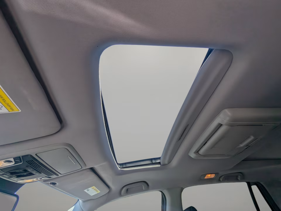 2017 Honda Pilot Elite - Photo 17